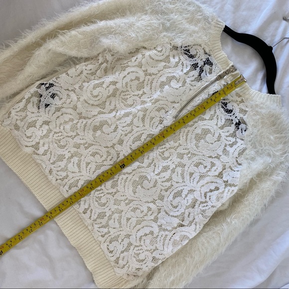 COXO Sweater size large - Picture 3 of 8